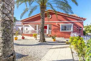 House for sale in Los Balcones, Torrevieja, Alicante. 